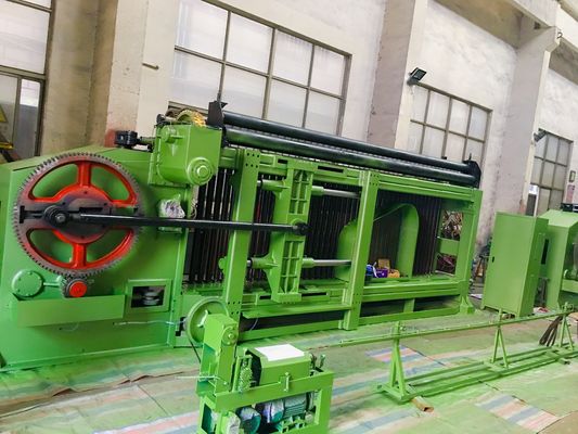 kupować Sterowanie PLC 4 mm tkana maszyna do produkcji siatki z drutu ocynkowanego produkcja internetowa