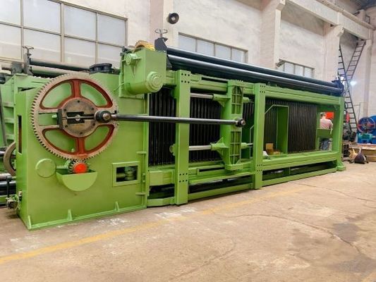 kupować 3300mm Szerokość Double Twist Sterowanie PLC Gabion Maszyna 66 * 88mm Gabion  Materac produkcja internetowa