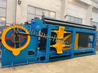 kupować Niski poziom hałasu195 m / h Automatyczna maszyna gabionowa 84 * 110 mm Siatka druciana z klatki kamiennej produkcja internetowa