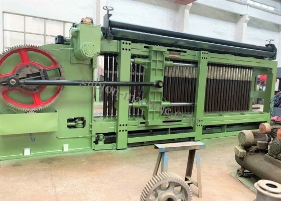 kupować Sterowanie PLC Maszyna gabionowa 4300 mm Galwanizowany kosz gabionowy 80 * 100 mm do retencji gleby produkcja internetowa