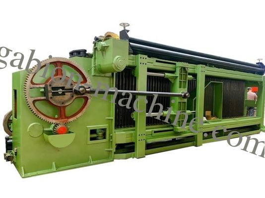 Siatka druciana pokryta cynkiem / PVC Galfan 60 * 80 mm Sześciokątna maszyna do produkcji siatki drucianej